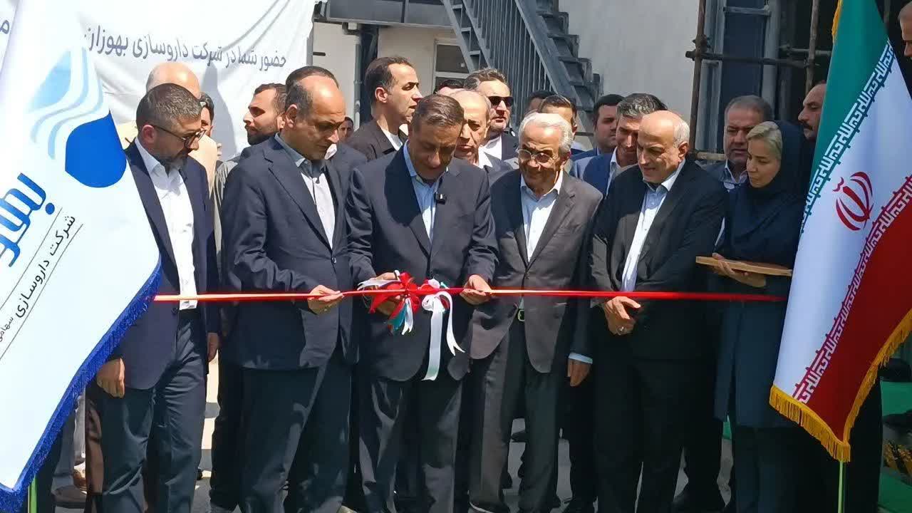 افتتاح دو طرح صنعتی در حوزه دارو و فولاد با حضور معاون رئیس‌جمهور در گیلان
