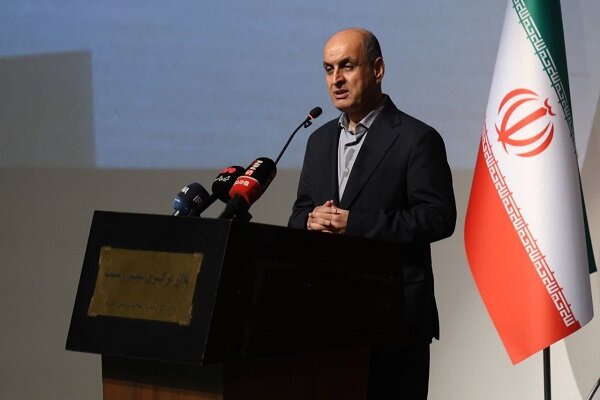 استاندار گیلان: حفظ مردم و اعتماد آنان شرط موفقیت در برابر دشمن است