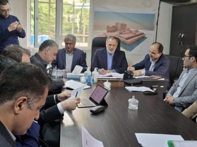 نشستی برای رفع مشکلات ساخت بیمارستان ۴۲۱ تختخوابی لاکان رشت