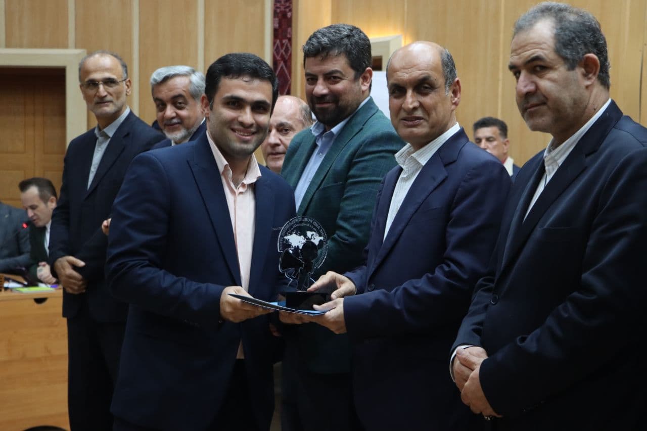 روابط عمومی فرمانداری رشت به‌عنوان برترین روابط عمومی استان گیلان انتخاب شد