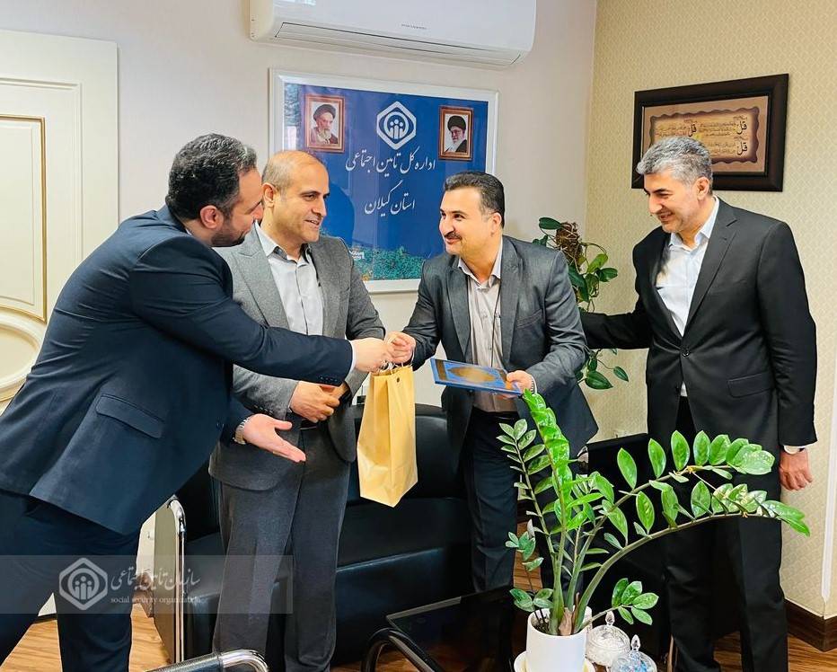 ترغیب ، اقناع ، تلاش برای درک مشترک ، تقویت اعتمادسازی و تنویر افکار عمومی از کارکردهای روابط عمومی ها است