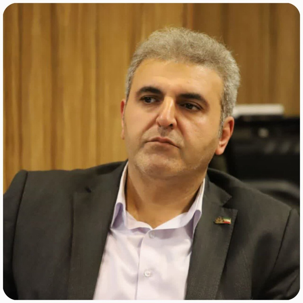 سماکچی عضو شورای رشت: ملت ایران با همه تفاوت‌ها برای دفاع از میهن سینه سپر کردند