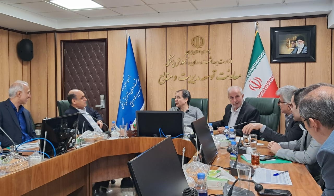تداوم پیگیری های استاندار گیلان جهت تسریع در تکمیل بیمارستان جامع رشت