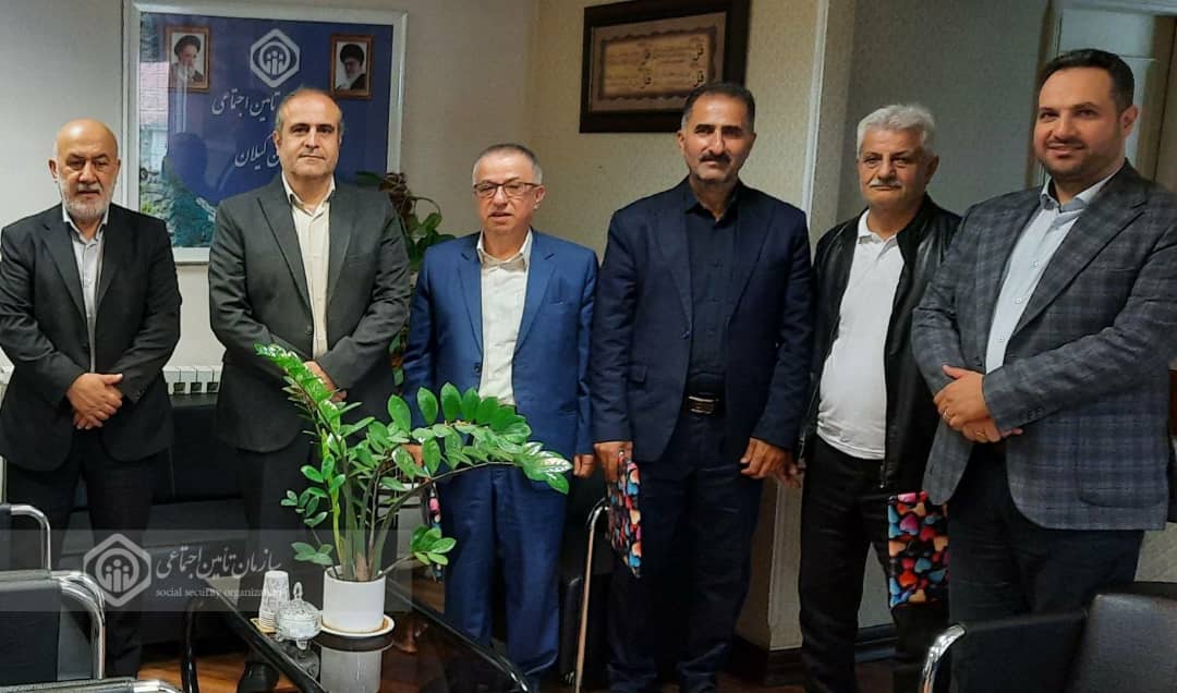 سالمندان، شهروندان ارشد جامعه و پیشکسوتان نسل جوان امروزند