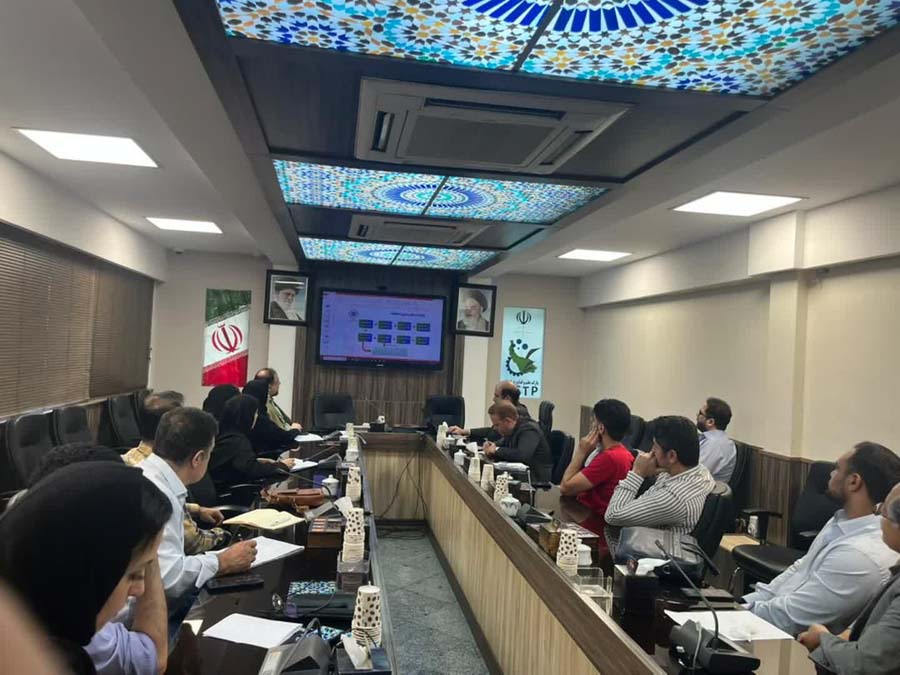 ضمانت نوآوری: نشست تخصصی حمایت مالی از شرکت‌های دانش‌بنیان  در پارک علم و فناوری گیلان