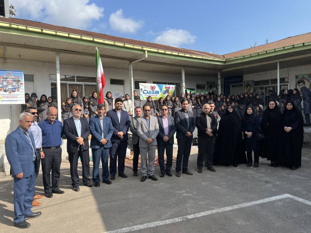 برگزاری میز خوراک در مدارس خمام
