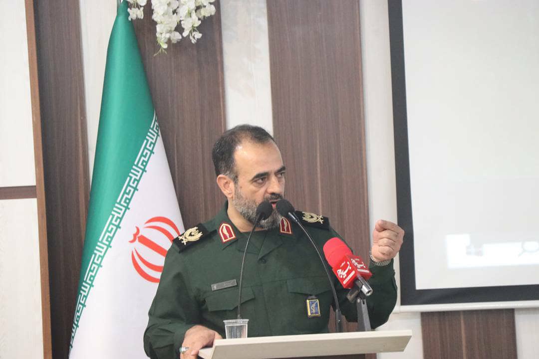 تجلیل از مدیران و بسیجیان اقشار فعال در دومین کنگره ۸۰۰۰ شهید استان گیلان ؛ ترویج فرهنگ خدمت خالصانه در مسیر شهداء