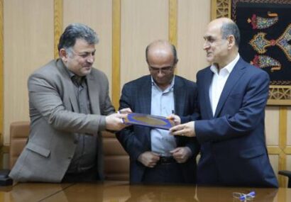 امضای تفاهمنامه تأمین مالی پروژههای آب و فاضلاب گیلان با بانك تجارت امضای تفاهمنامه تأمین مالی پروژههای آب و فاضلاب گیلان با بانك تجارت