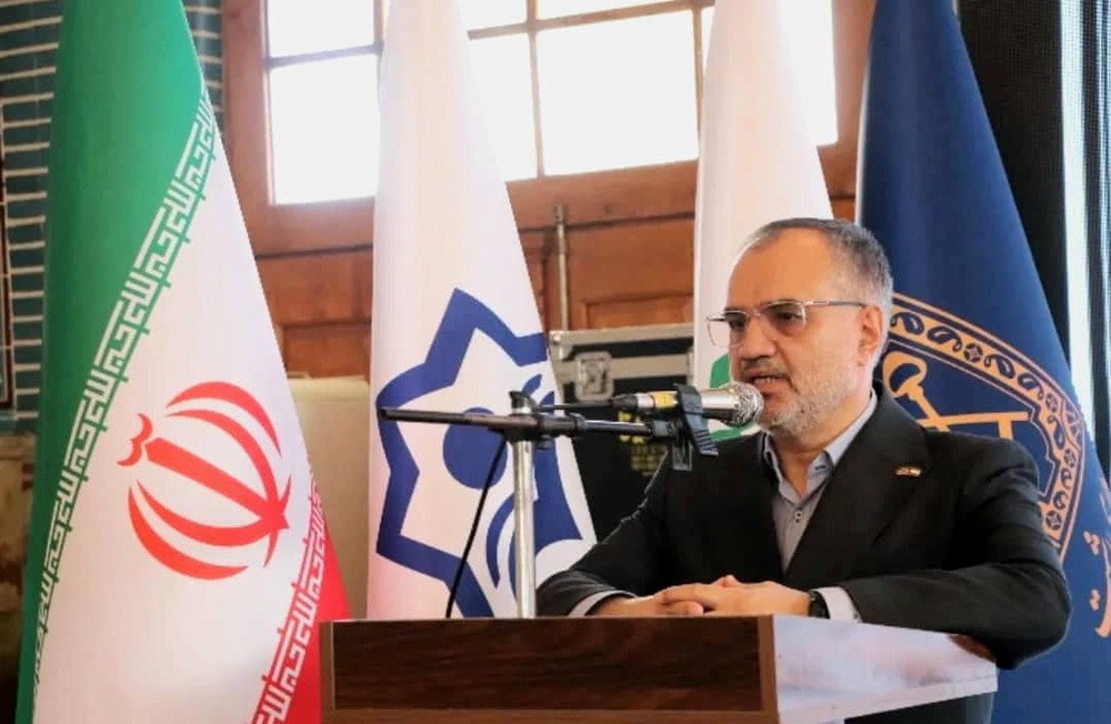 کارگرنیا رئیس شورای اسلامی شهر رشت در اختتامیه چهارمین سوگواره ملی نینواییان در رشت : نقش هنر در ترویج ارزش‌های دینی/ هنر متعهد شعله‌ای است که خاموش نمی‌شود