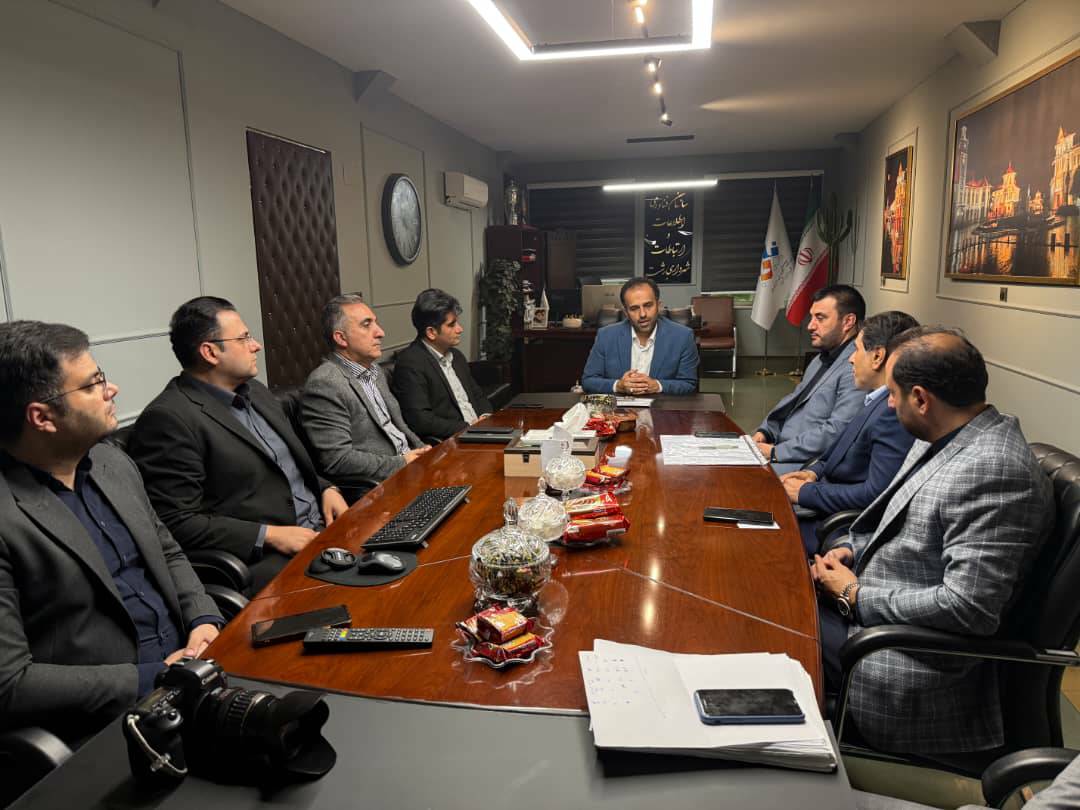 نشست معاون توسعه سرمایه‌گذاری شرکت توسعه گردشگری ایران با شهردار رشت برگزار شد/شوقی؛رشت آماده اجرای پروژه‌های مشترک در حوزه احیای بناهای تاریخی و گردشگری است/ سلیمی؛رشت می‌تواند به یکی از قطب‌های اصلی گردشگری شمال کشور تبدیل شود