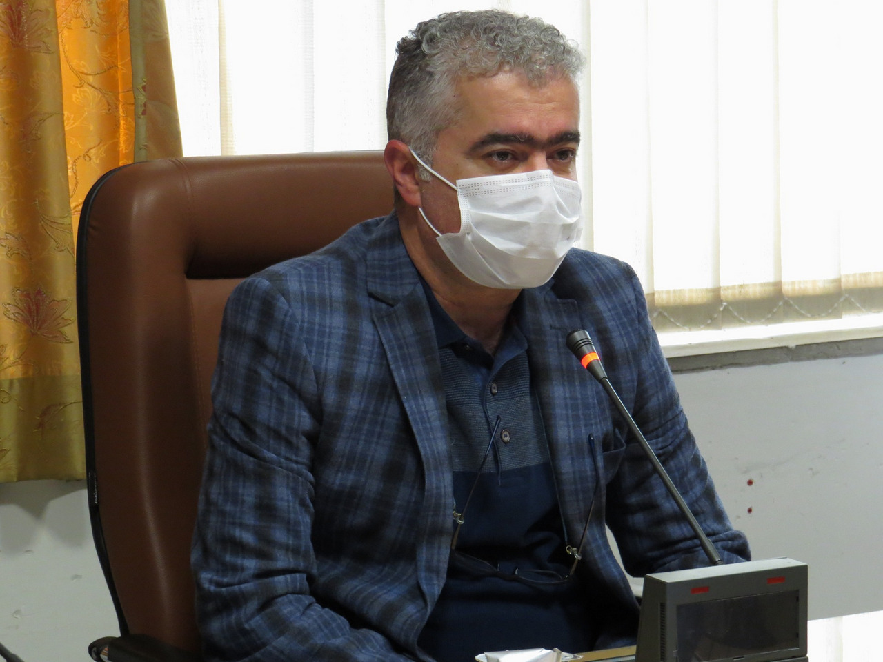 شستن دستها با آب و صابون و استفاده از ماسک در فضاهای پرجمعیت