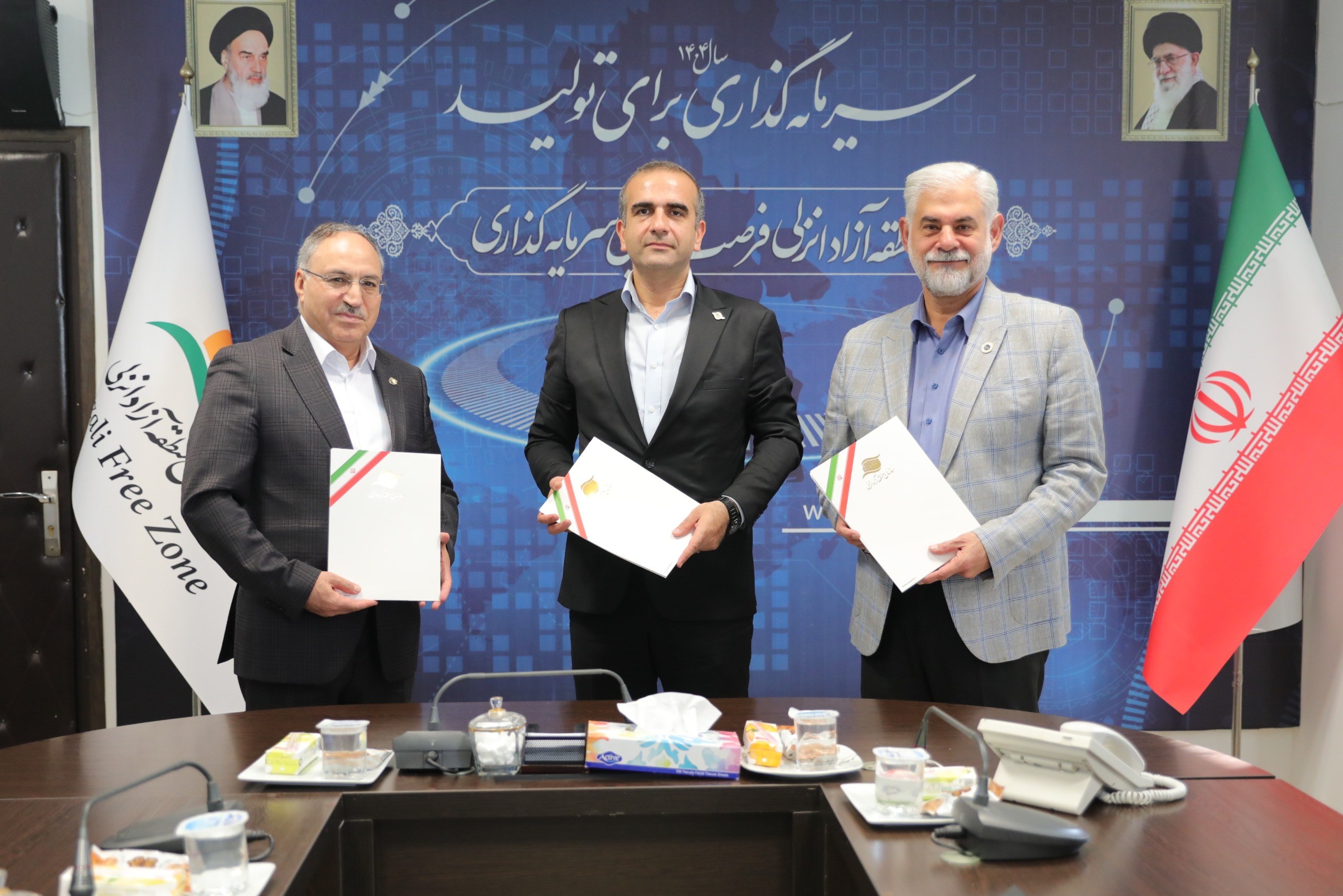 تسهیل مراودات مالی بانکی در حوزه اوراسیاتفاهم نامه همكاری سازمان منطقه آزاد انزلی، اتاق بازرگانی گیلان و میربیزنس بانك روسیه