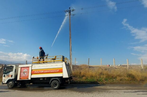 به منظور مقابله با آلودگی: پستهای برق و فیدرهای ناحیه جنوب گیلان شستشو شد
