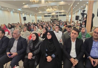 تجلیل از مقام زن و مادر در جشنواره "مادر و ماندگاری " برگزار شد/رونمایی از،تمبر روستای فشتکه تجلیل از مقام زن و مادر در جشنواره “مادر و ماندگاری ” برگزار شد/رونمایی از،تمبر روستای فشتکه