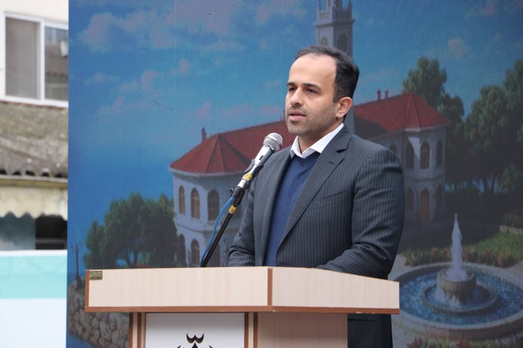 آغاز هفته رشت از مدارس، پاسداشت هویت شهر و سرمایه‌گذاری برای آینده است/دانش‌آموزان پرچمداران هویت فرهنگی رشت هستند/رشت شهری با هویت تاریخی و ظرفیت‌های جهانی است