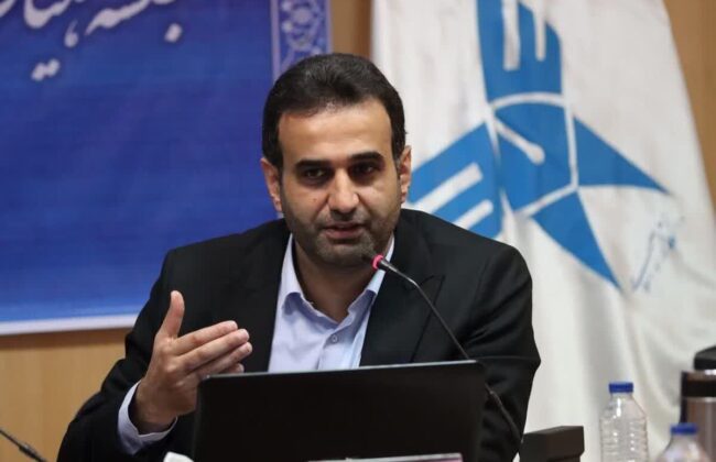 دانشجویان امروز با علم آموزی ، داشتن بصیرت و آگاهی سیاسی و اجتماعی، پرچمدار تحول در کشورهستند