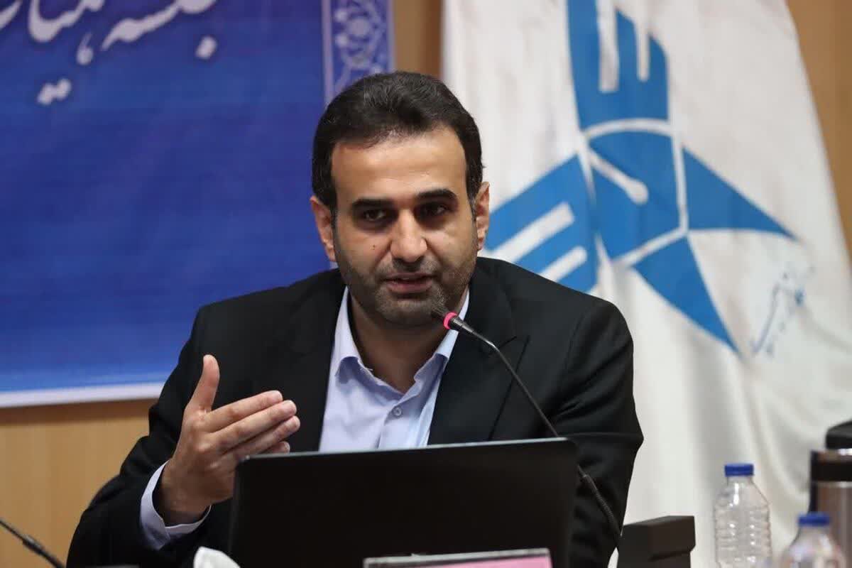 دانشجویان امروز با علم آموزی ، داشتن بصیرت و آگاهی سیاسی و اجتماعی، پرچمدار تحول در کشورهستند