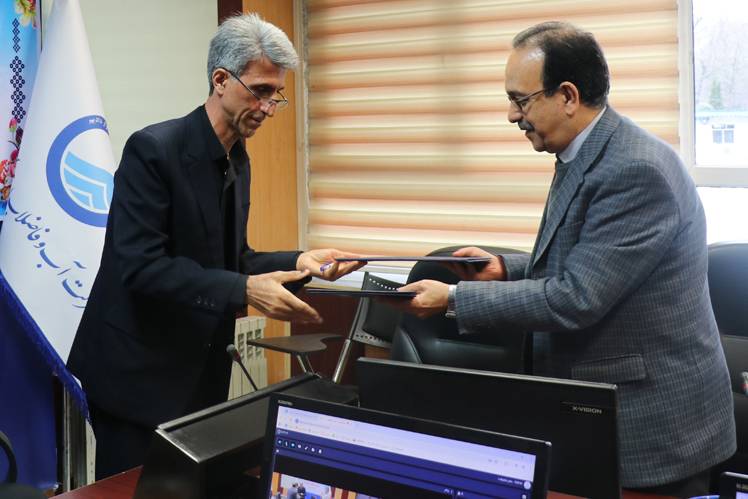 طی نشست ويدئوكنفرانسی با شركت مهندسی آبفای كشور؛ امضاء تفاهم‌نامه همكاری پژوهشی و فناوری بین شركت آب و فاضلاب گیلان و بنیاد نخبگان استان