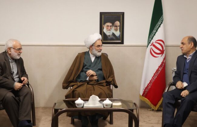 مسئله اصلی جامعه اصل نظام نیست،  بلکه رفع مشکلات معیشتی مردم‌ است