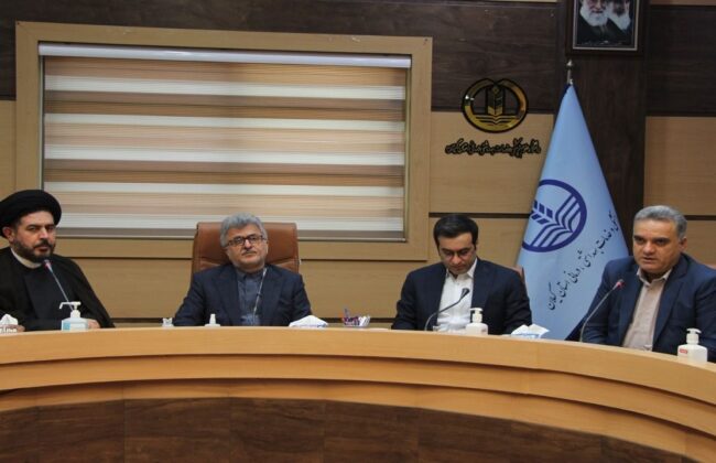 مسئولان در دوران کوتاه خدمت، دغدغه اصلی‌شان حل مشکلات مردم باشد