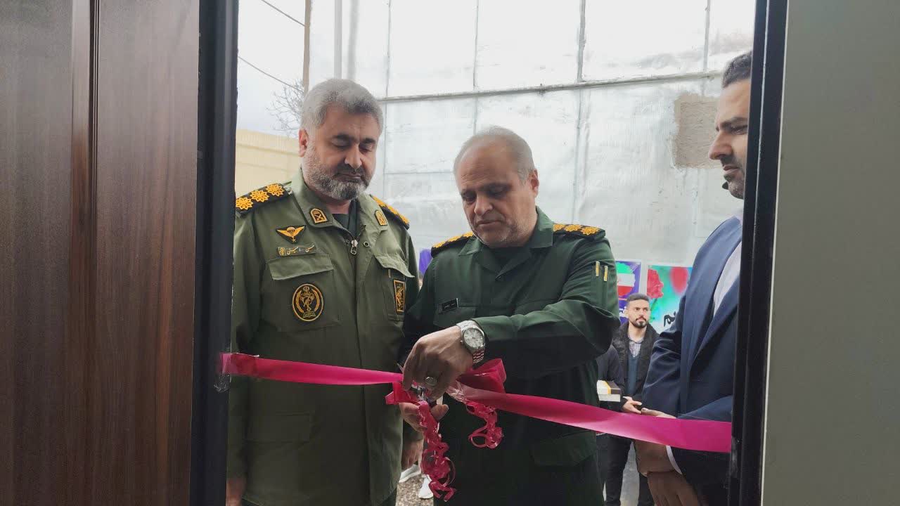 افتتاح ۵ مسکن محرومین بسیج سازندگی رشت در دهه مبارک فجر