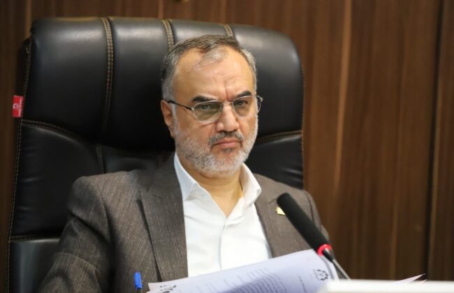 ایجاد طبقات مازاد و استفاده از ظرفیت ارتفاع مغازه‌ها برای بازار رشت/افزایش حقوق رانندگان استیجاری شهرداری رشت/ مشکل بازار رشت با محوریت استانداری و همراهی همه دستگاهها از جمله  شورا و شهرداری با جدیت دنبال می‌شود / آماده سازی مساجد آسیب دیده رشت