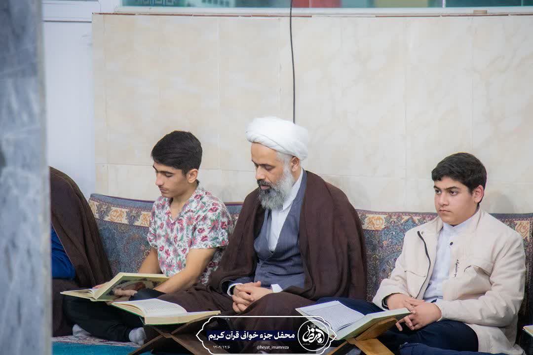 طنین تلاوت نور در رثای رهبر شهید انقلاب اسلامی در مساجد گیلان