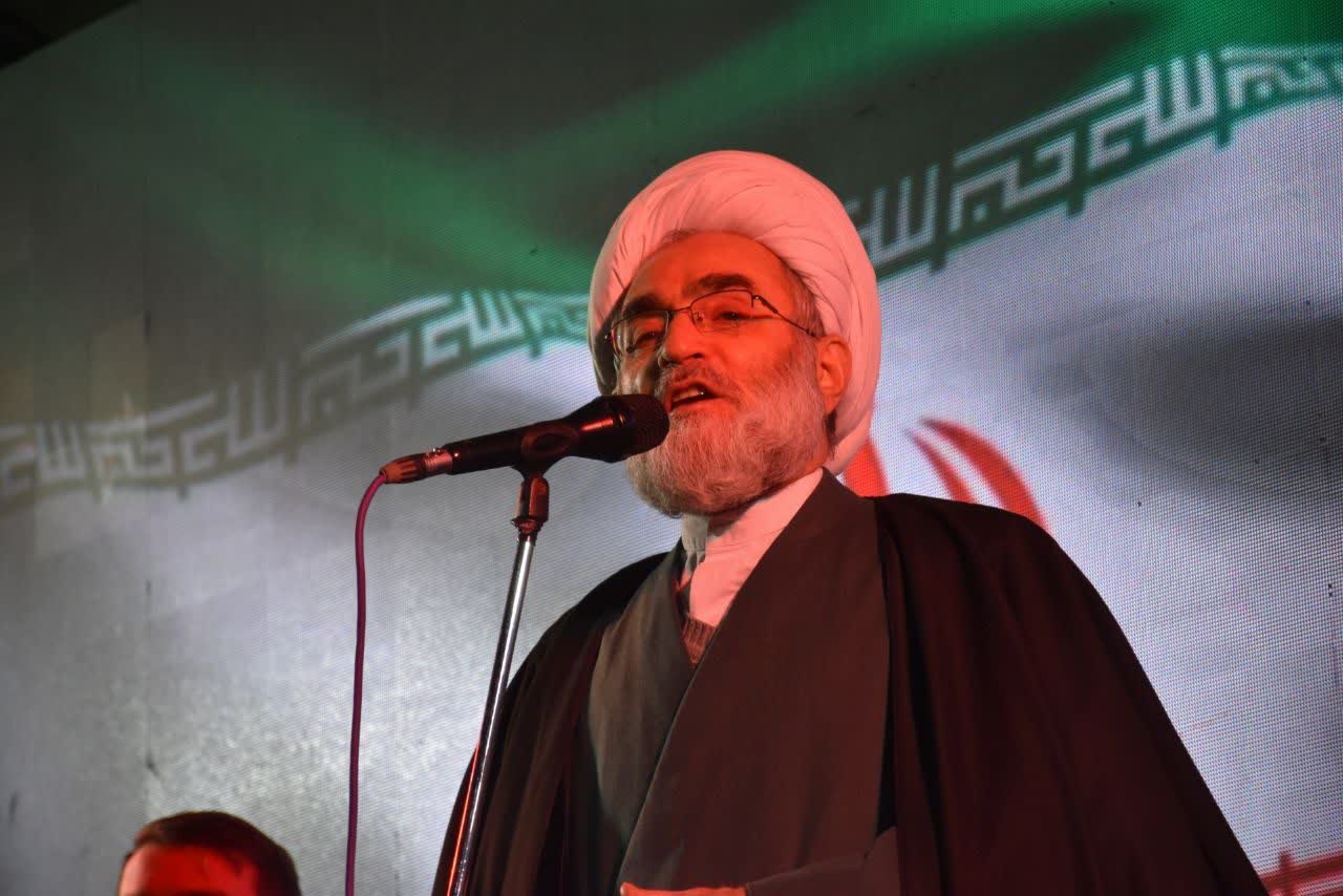 جنگ رمضان آمریکایی ها را تحقیر کرد/زنان آمریکایی بر سرنوشت سربازان آمریکایی در خارک میگریند