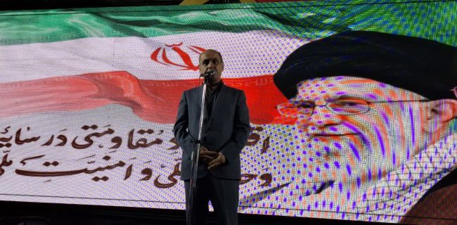 تنگه هرمز تنگه ٱحد جمهوری اسلامی است