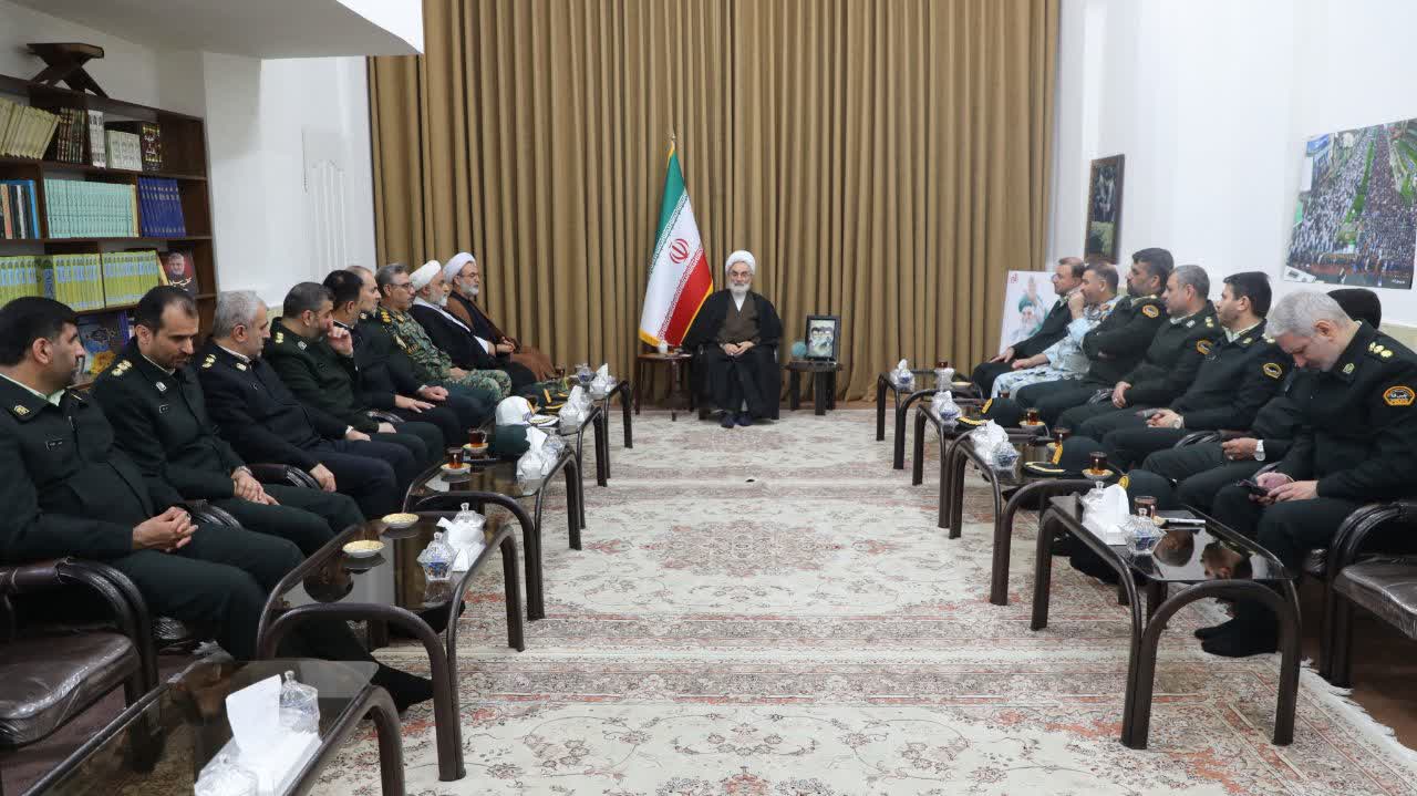 قدردانی آیتالله فلاحتی از تلاش نیروهای انتظامی گیلان؛ چهارشنبهسوریِ امسال یک نقطه قوت امنیتی بود