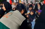 توزیع متبرکات حرم رضوی در اجتماع شب میلاد امام رضا(ع) در رشت
