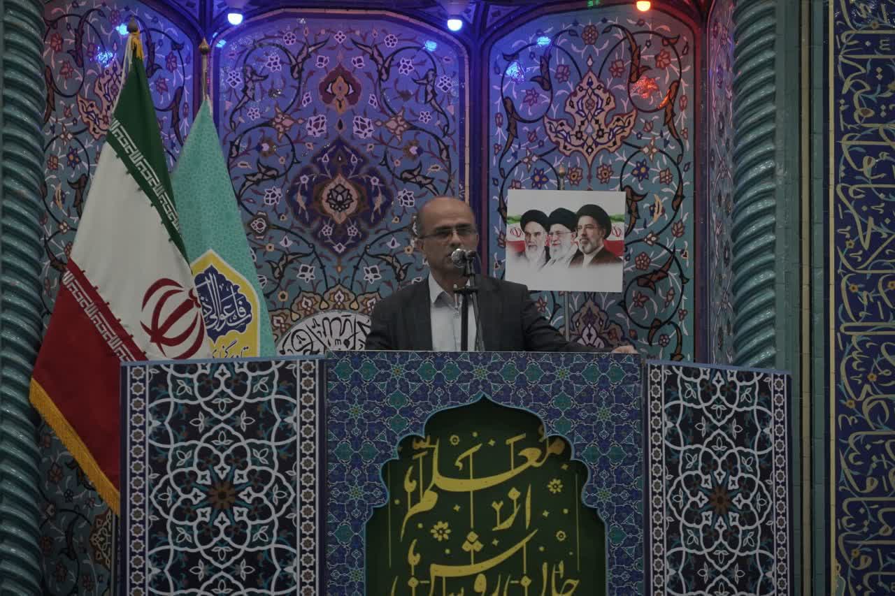 مدیرکل راهداری گیلان در نماز جمعه رشت: ارتقای ایمنی حمل‌ونقل و کاهش حوادث، اولویت اصلی اداره‌کل است