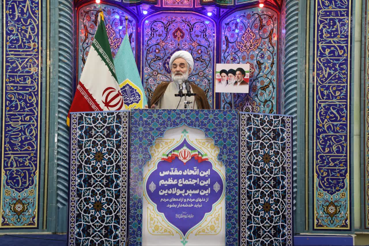 تیغ عدالت دستگاه قضا باید بر گردن مفسدان اقتصادی و محتکران فرود آید| با تروریستهای اقتصادی همانند برهمزنندگان امنیت برخورد قاطع شود