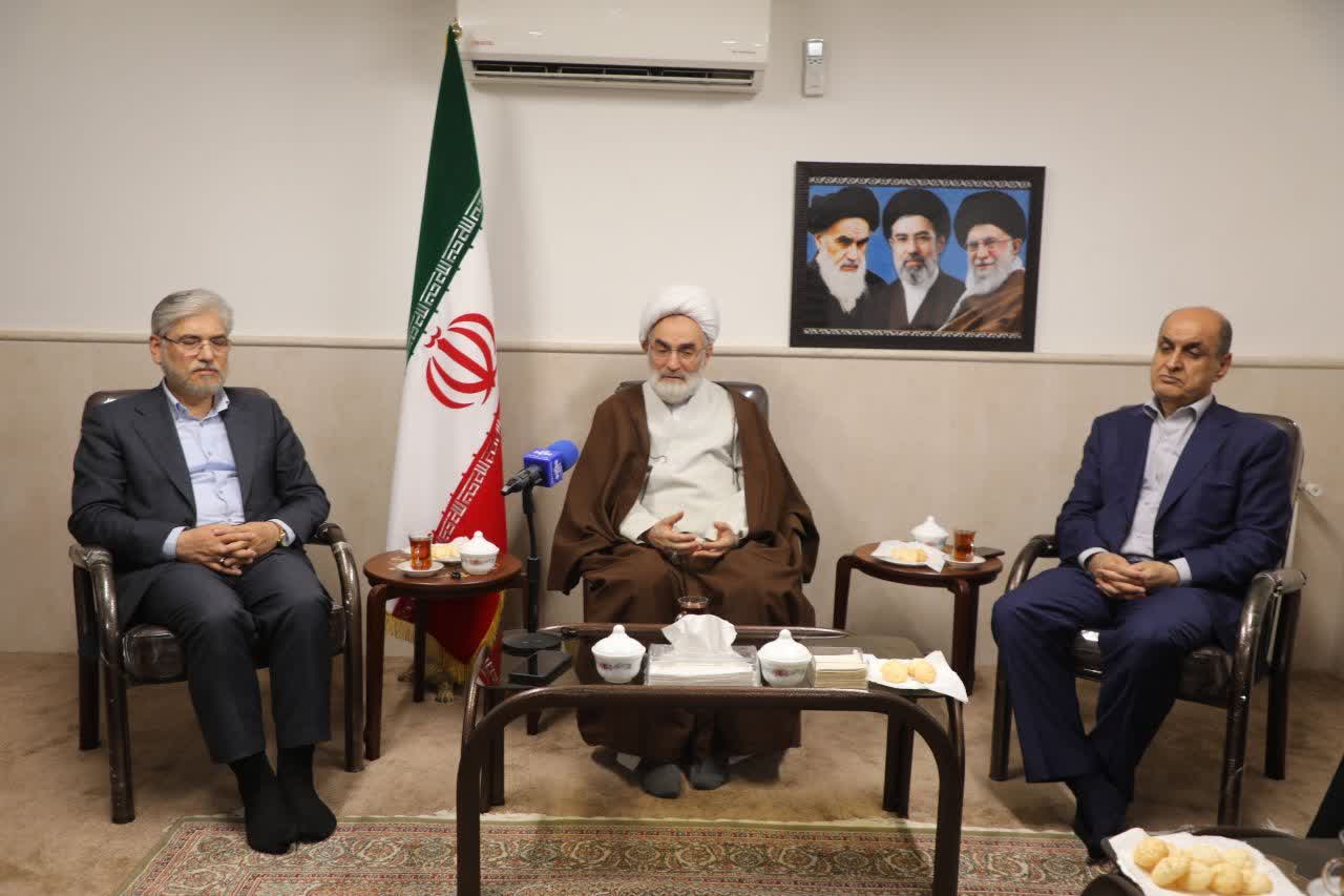 آگاهی سیاسی دانشجویان، سدی در برابر فرار مغزهاست|لزوم ورود جدی دانشگاههای گیلان به حوزه توسعه اقتصاد دریا پایه