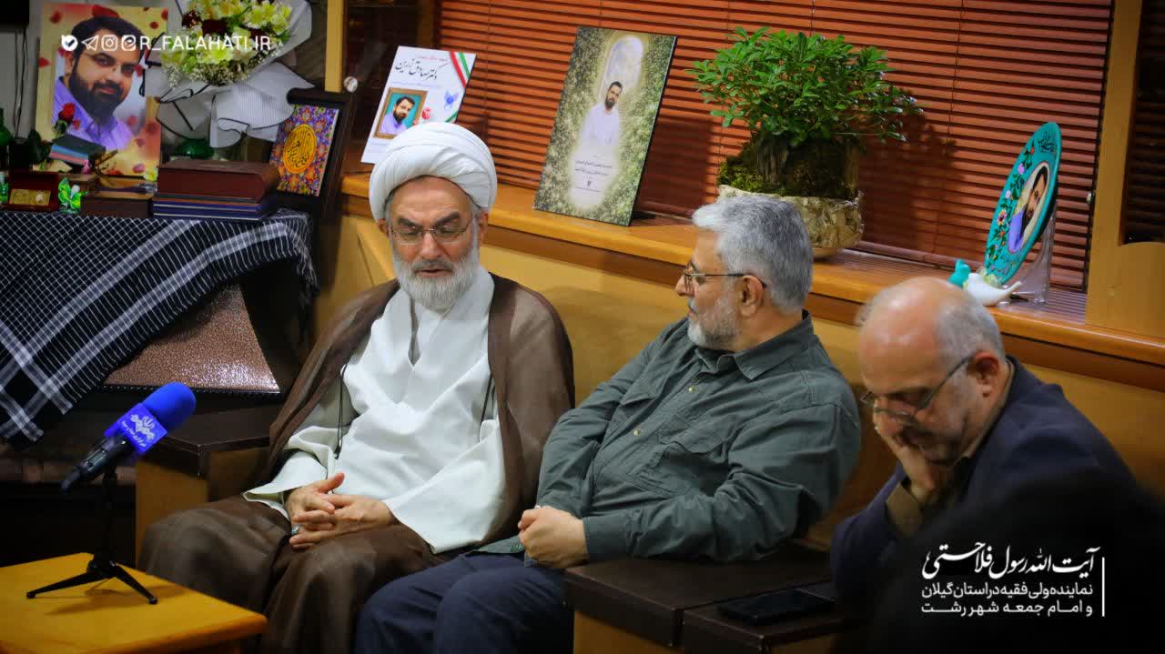 گمنامی سالهای مجاهدت شهید زرین امروز در دل مردم جبران شد| خداوند نام مجاهدان گمنام را خود بلند میکند