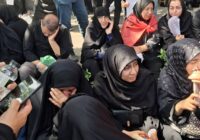 خسته، اما استوار خسته، اما استوار