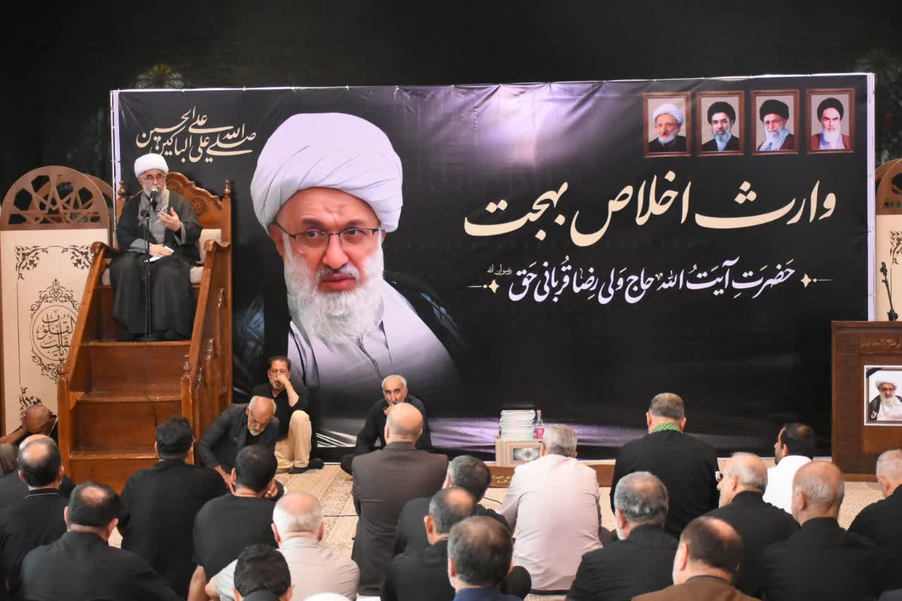 امام شهید دین را از حاشیه به میدان آورد/ولایت فقیه تجلی امامت برای رهایی از جاهلیت مدرن است