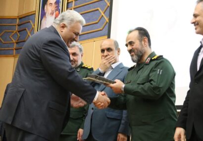 سکاندار بانک صادرات گیلان برای دومین سال متوالی مدیر نمونه معرفی شد