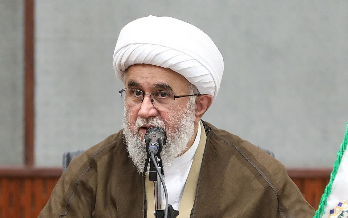 دفاع مشروع در برابر تجاوز نیازمند رفراندوم نیست/کسانی که نسخه‌های نافرجام پیچیدند، حق نسخه‌پیچی جدید ندارند